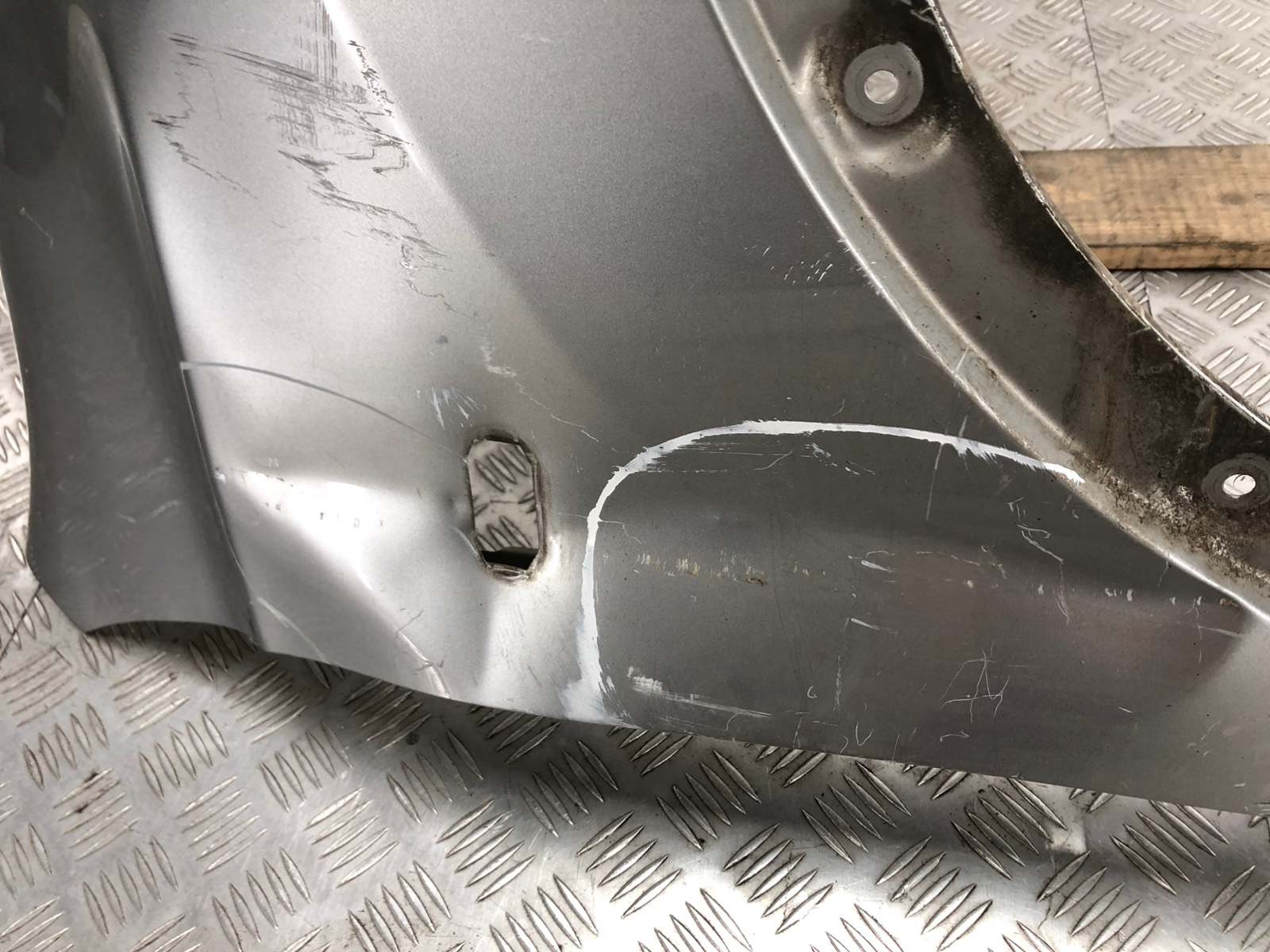 Крыло переднее правое для Nissan Qashqai, 2007 г. 2.0 DCi дизель б/у — фото 4