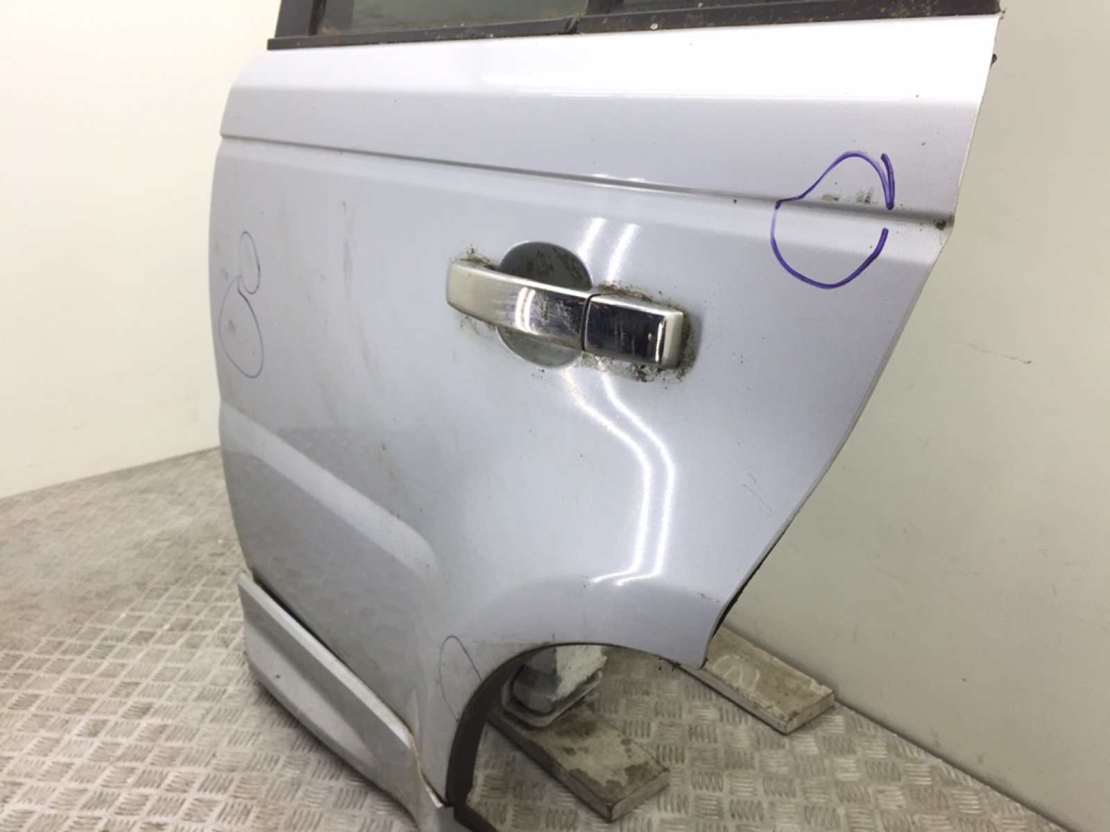 Дверь задняя левая для Land Rover Range Rover Sport, 2006 г. 4.2 i бензин б/у — фото 3