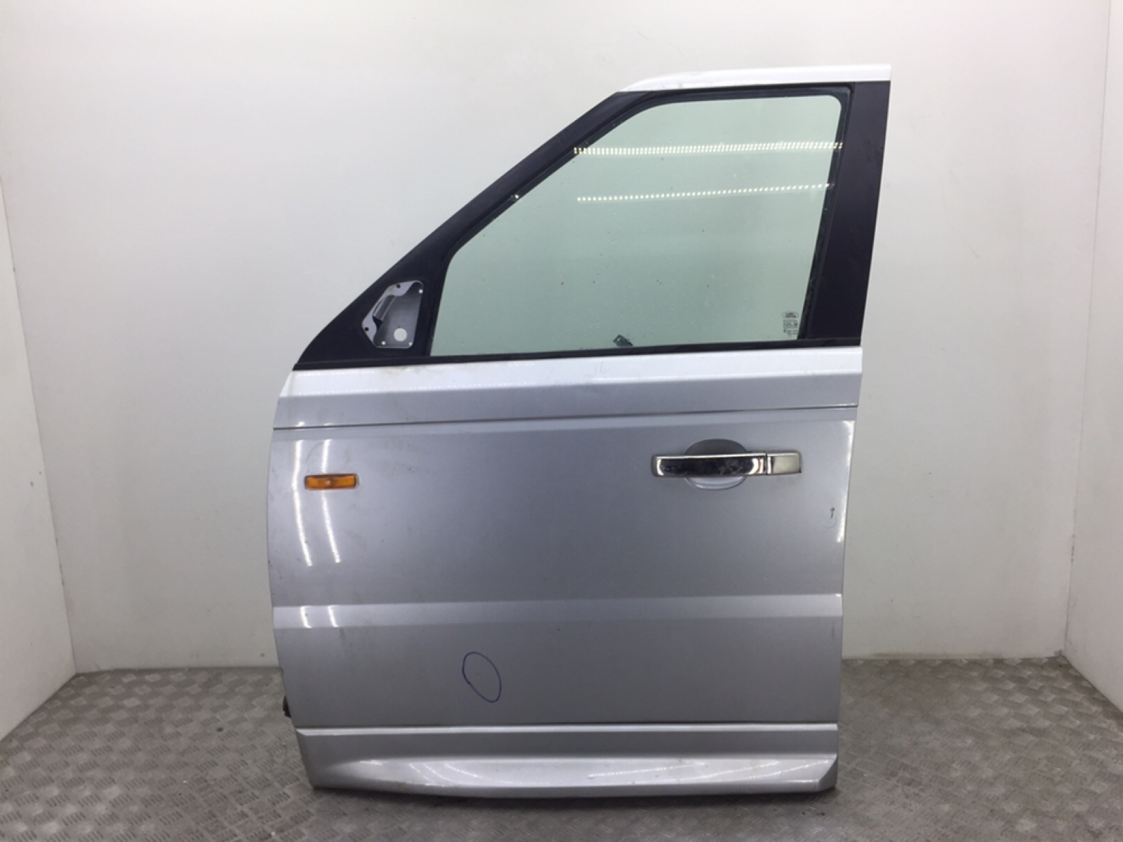 Дверь передняя левая для Land Rover Range Rover Sport, 2006 г. 4.2 i бензин б/у