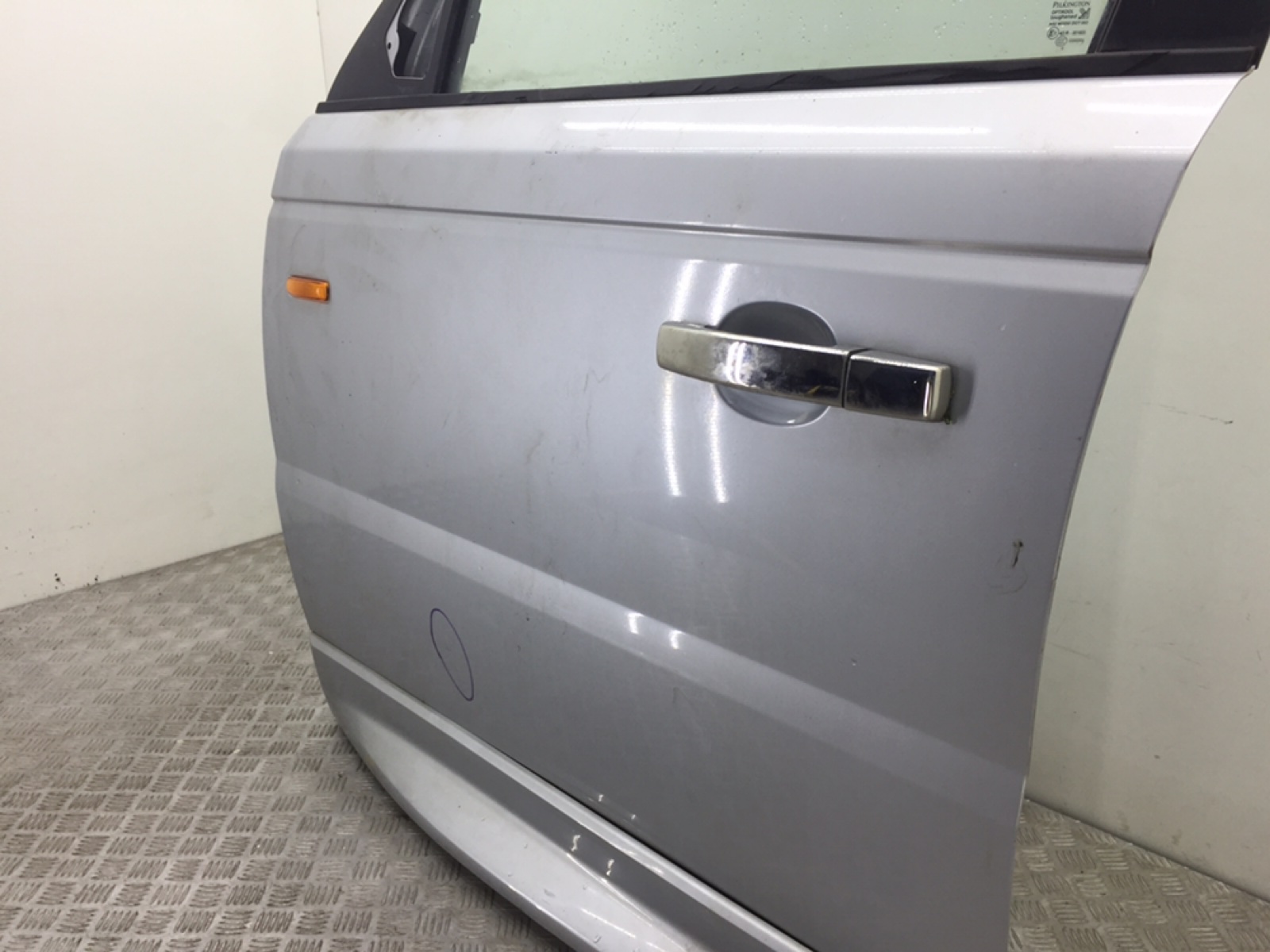 Дверь передняя левая для Land Rover Range Rover Sport, 2006 г. 4.2 i бензин б/у — фото 3