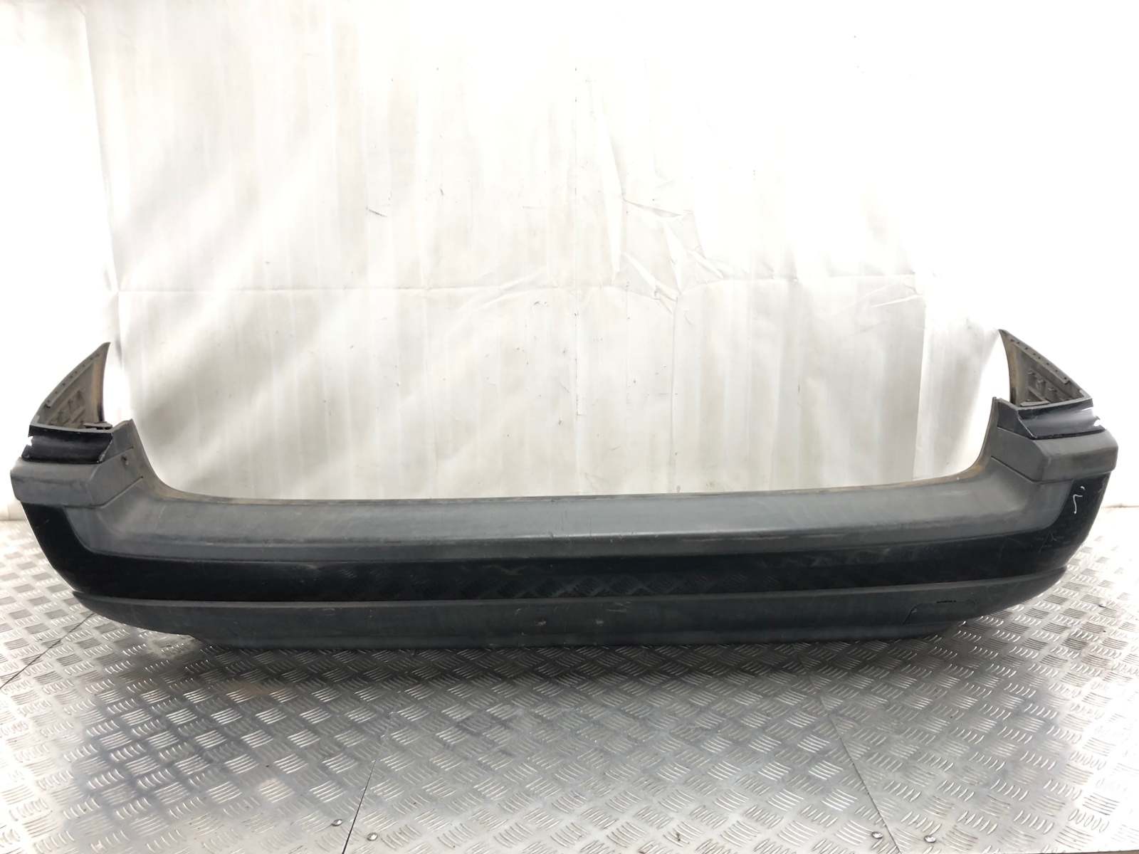 Бампер задний для Volvo V70, 2001 г. 2.4 D5 дизель б/у