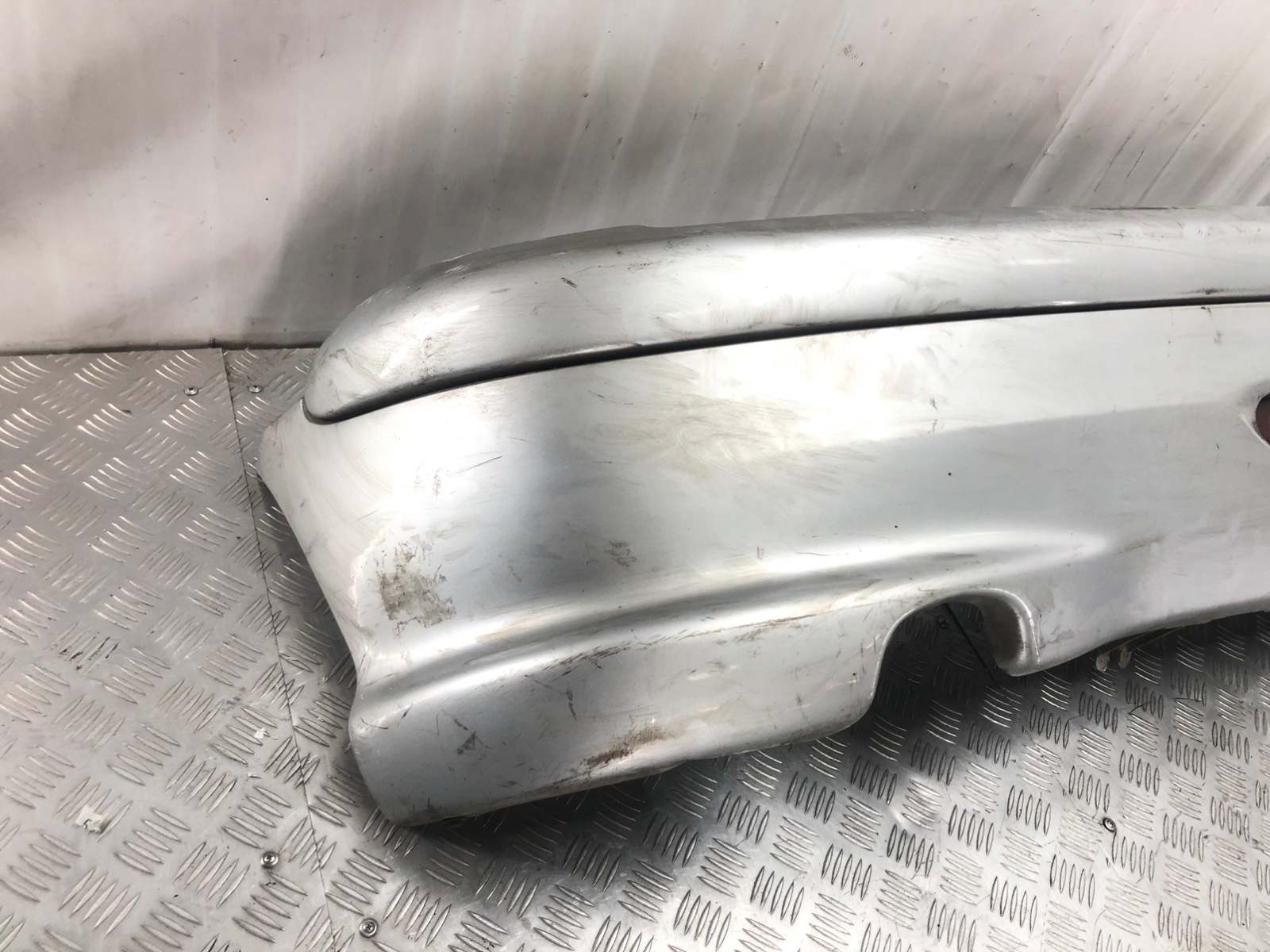Бампер задний для Peugeot 206, 2006 г. 1.6 HDi дизель б/у — фото 2