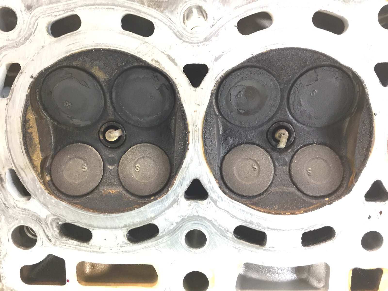 Головка блока цилиндров для Toyota Yaris, 2009 г. 1.0 i бензин б/у — фото 8