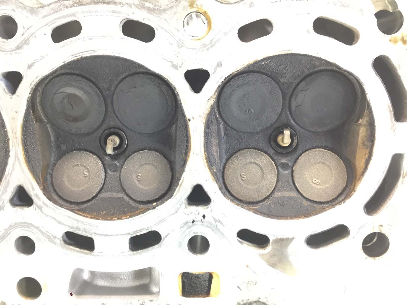 Головка блока цилиндров для Toyota Yaris, 2009 г. 1.0 i бензин б/у — фото 9