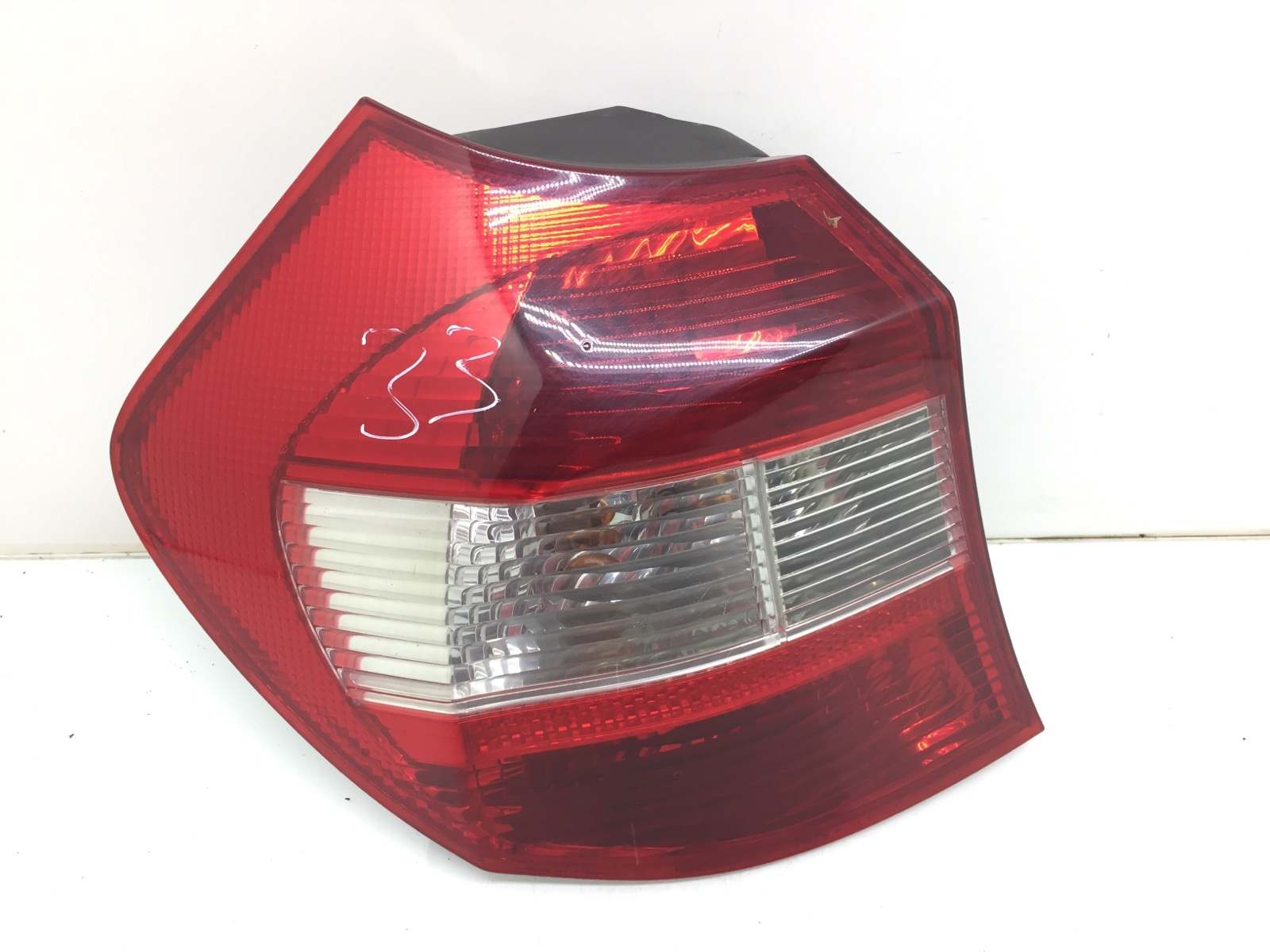 Фонарь задний левый для BMW 1 E87/E81/E82/E88, 2006 г. 2.0 i бензин б/у