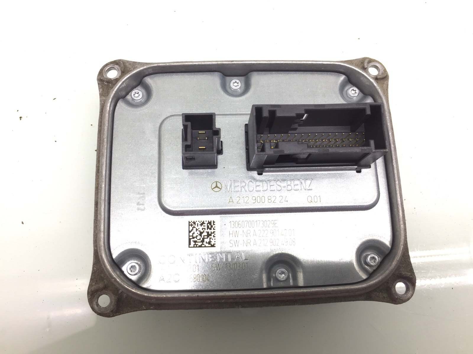 Блок розжига LED для Mercedes E W212, 2013 г. 2.2 CDi дизель б/у — фото 2
