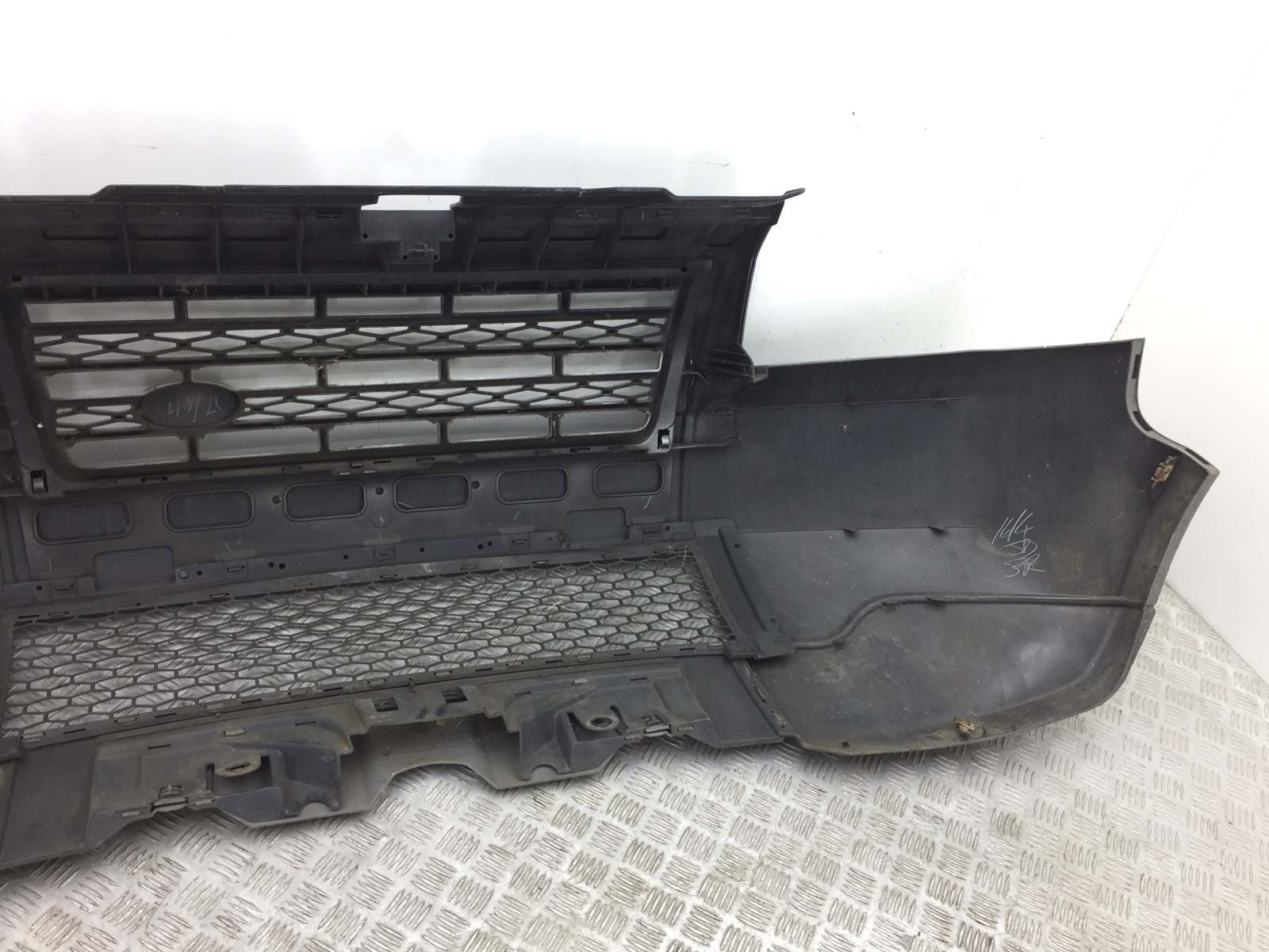 Бампер передний для Land Rover Freelander, 2007 г. 2.2 TD дизель б/у — фото 7