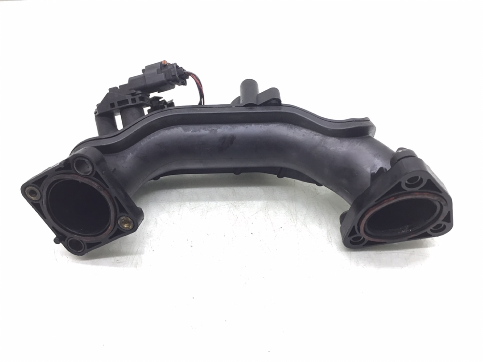 Патрубок интеркулера для Citroen C4 Grand Picasso, 2012 г. 1.6 HDi дизель б/у