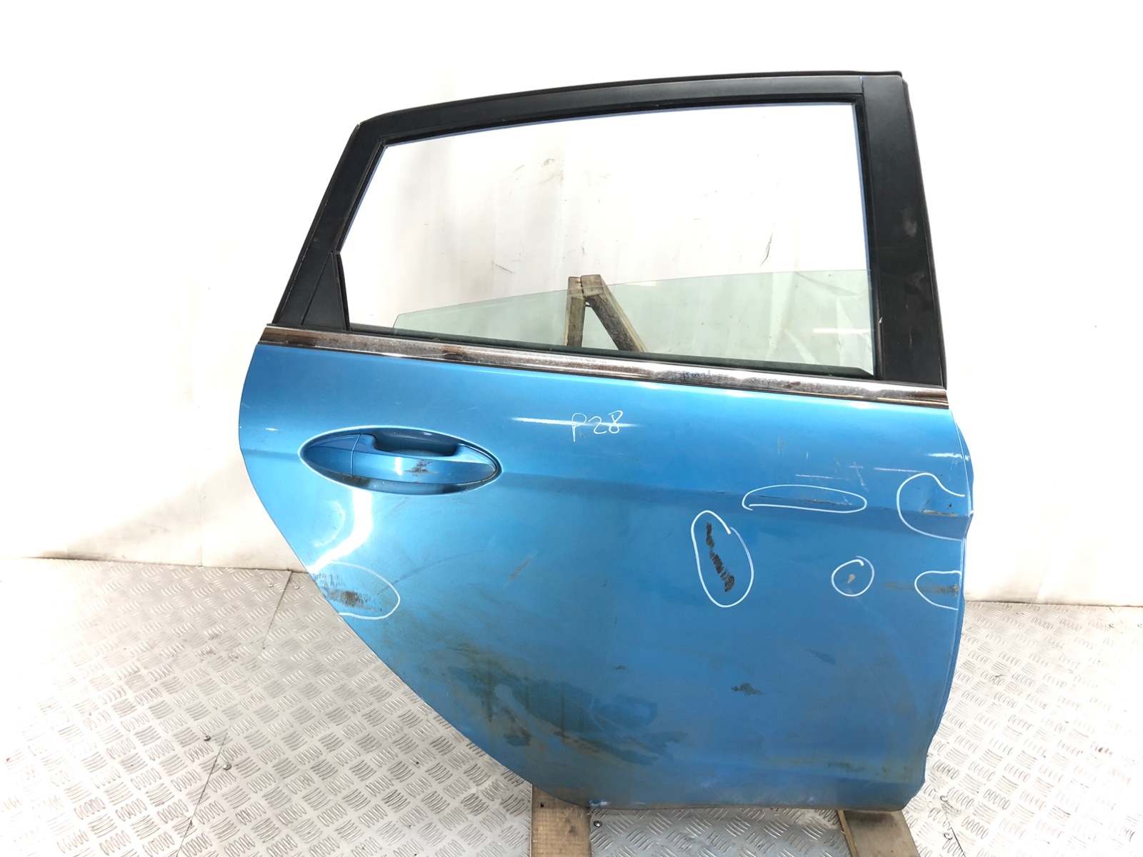 Дверь задняя правая для Ford Fiesta, 2009 г. 1.4 TDCi дизель б/у