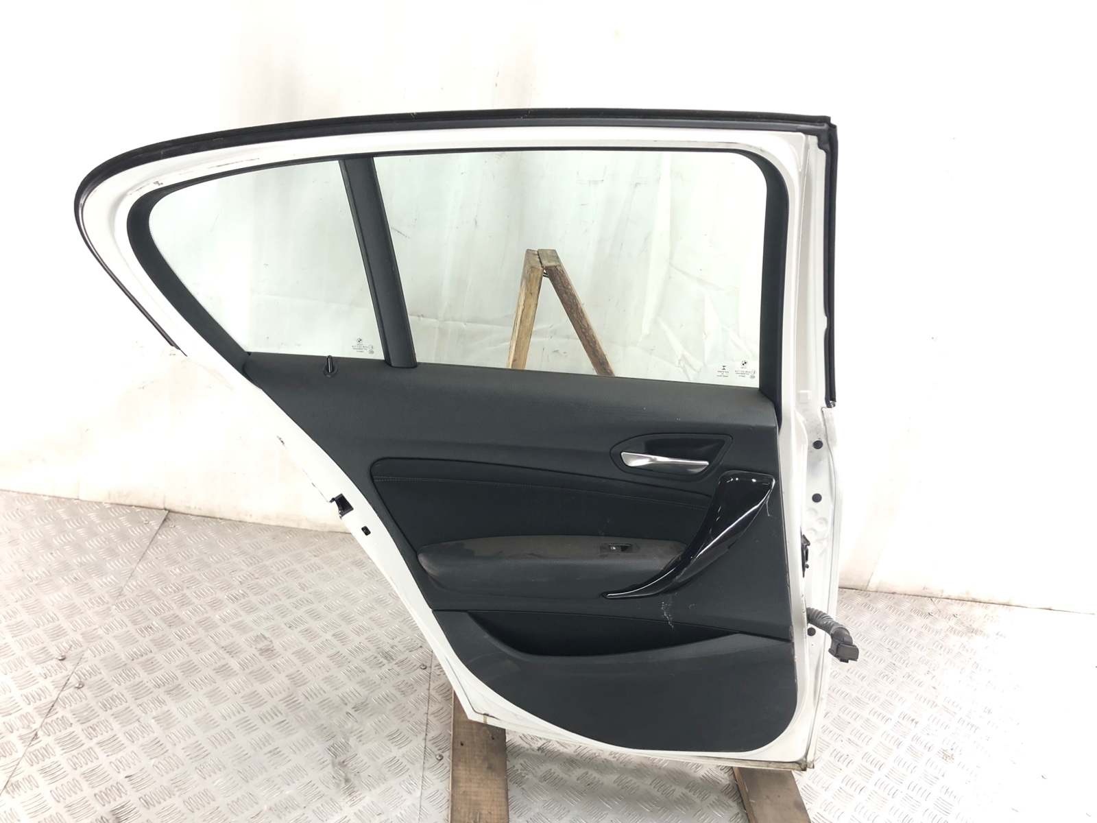 Дверь задняя левая для BMW 1 F20/F21, 2015 г. 2.0 TD дизель б/у — фото 2