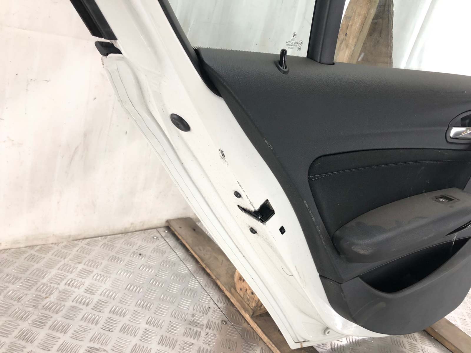 Дверь задняя левая для BMW 1 F20/F21, 2015 г. 2.0 TD дизель б/у — фото 4