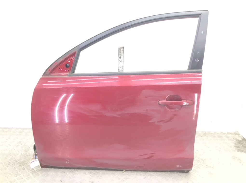 Дверь передняя левая для Hyundai i30, 2011 г. 1.6 CRDi дизель б/у