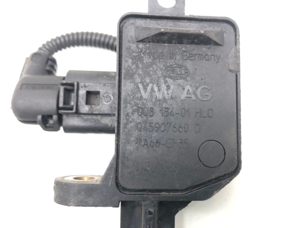 Датчик уровня масла для Volkswagen Polo, 2002 г. 1.2 i бензин б/у — фото 3