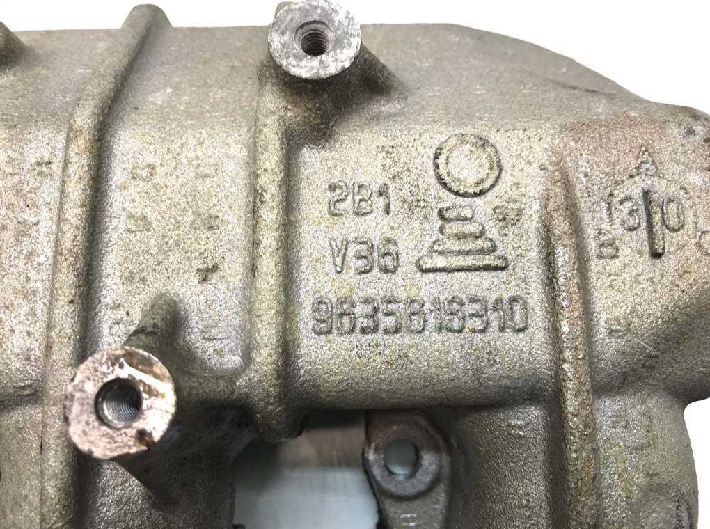 Коллектор впускной для Peugeot 206, 2004 г. 2.0 HDi дизель б/у — фото 3