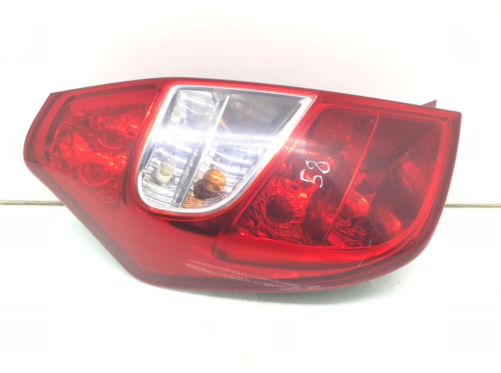 Фонарь задний левый для Hyundai i10, 2011 г. 1.2 i бензин б/у