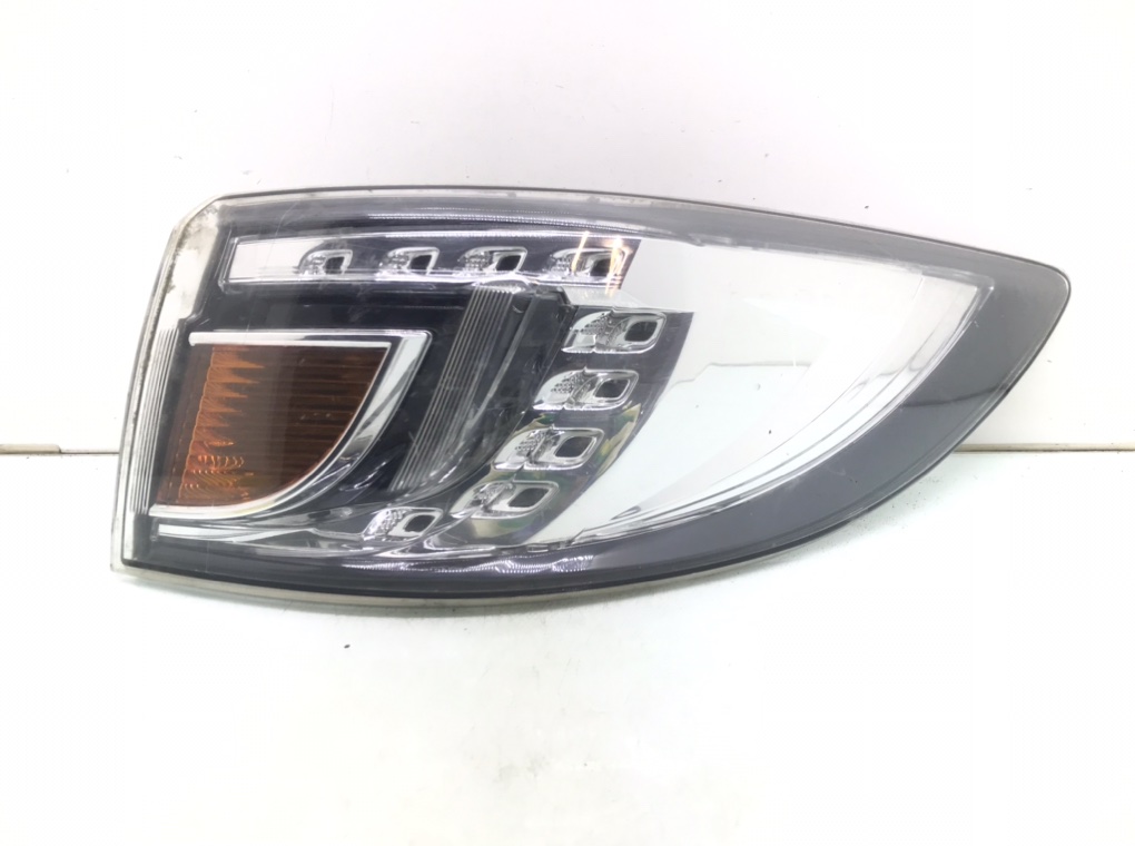 Фонарь задний правый для Mazda 6, 2008 г. 2.0 TD дизель б/у