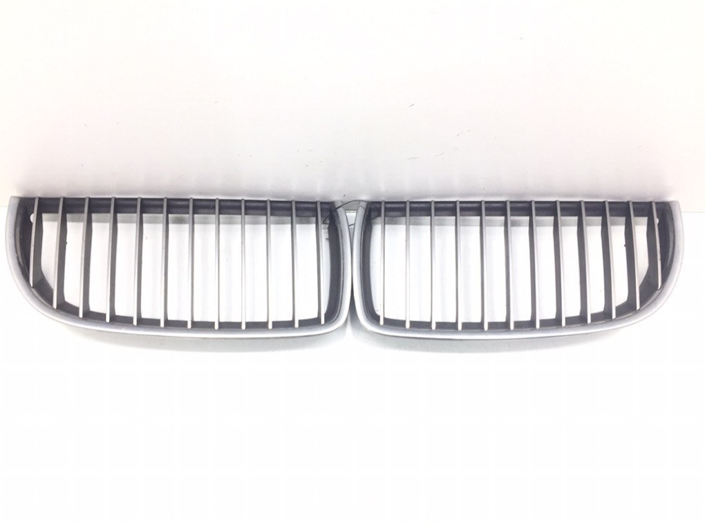 Решетка радиатора для BMW 3 E90/E91/E92/E93, 2006 г. 3.0 i бензин б/у