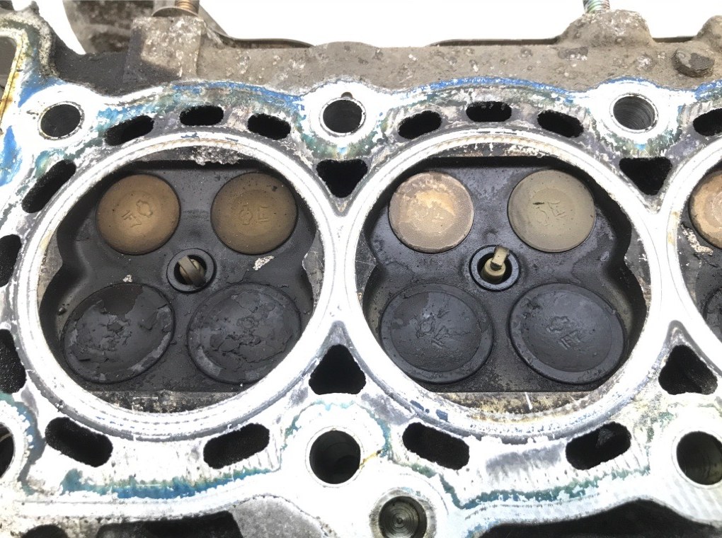 Головка блока цилиндров для Nissan Micra, 2004 г. 1.0 i бензин б/у — фото 9