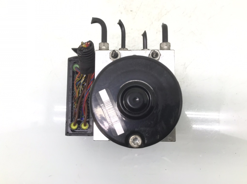 Блок ABS для BMW 3 E90/E91/E92/E93, 2008 г. 2.0 i бензин б/у — фото 3