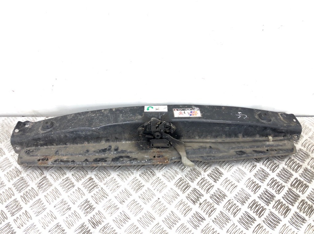 Планка под капот для Citroen Xsara Picasso, 2003 г. 1.6 i бензин б/у