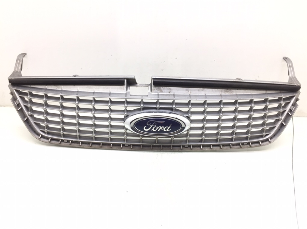 Решетка радиатора для Ford Mondeo, 2008 г. 2.0 i бензин б/у