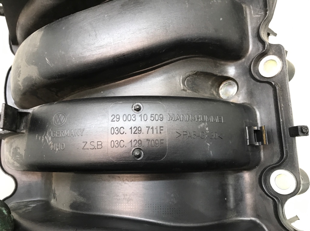 Коллектор впускной для Volkswagen Golf, 2006 г. 1.6 FSI бензин б/у — фото 5