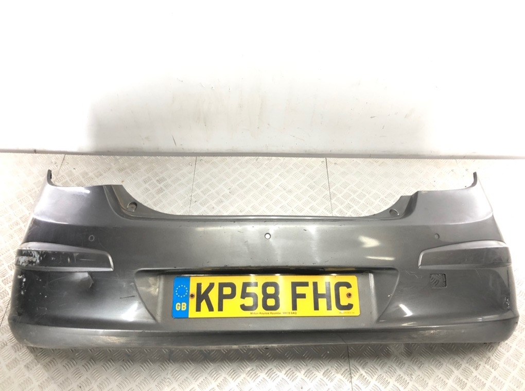 Бампер задний для Hyundai i30, 2008 г. 1.6 CRDi дизель б/у