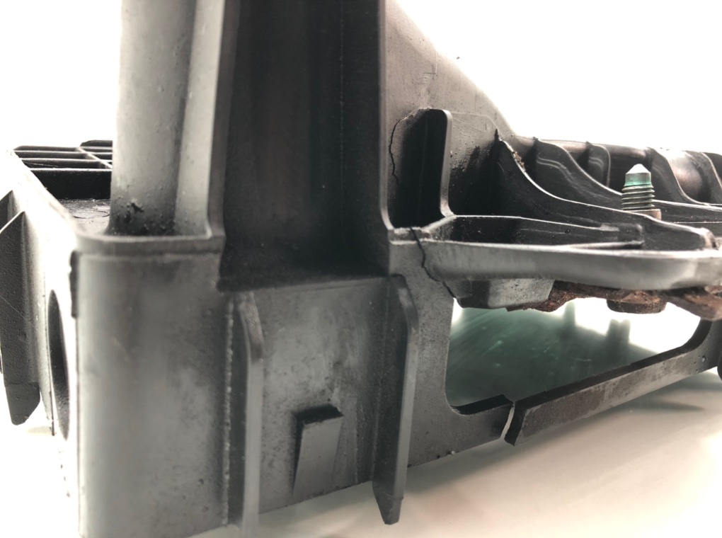 Полка аккумулятора для Seat Ibiza, 2006 г. 1.4 i бензин б/у — фото 4