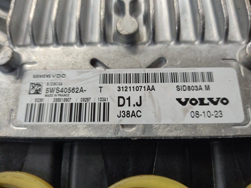 Блок управления двигателем для Volvo S40, 2008 г. 2.0 TD дизель б/у — фото 5