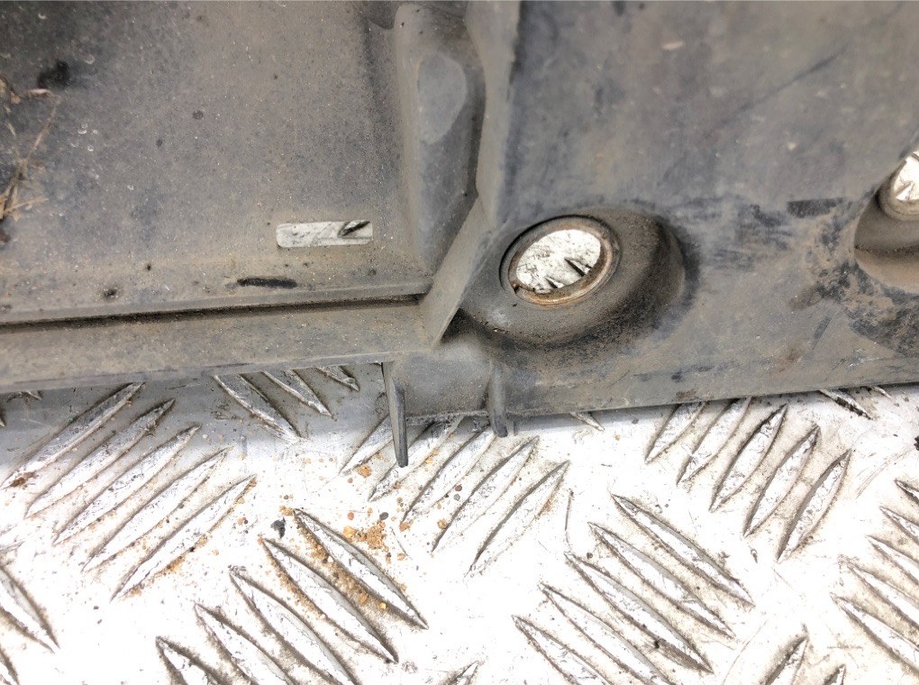 Панель передняя (телевизор) для Renault Scenic, 2010 г. 1.5 DCi дизель б/у — фото 4