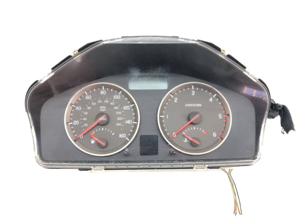 Щиток приборов (приборная панель) для Volvo S40, 2004 г. 2.0 TD дизель б/у