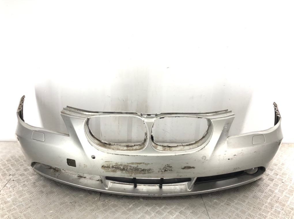 Бампер передний для BMW 5 E60/E61, 2003 г. 3.0 i бензин б/у