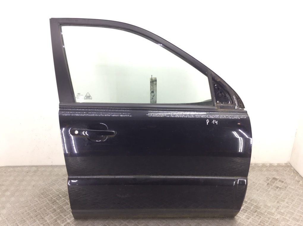 Дверь передняя правая для Kia Sportage, 2010 г. 2.0 CRDi дизель б/у