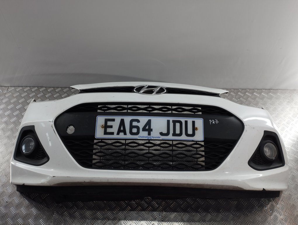 Бампер передний для Hyundai i10, 2014 г. 1.0 i бензин б/у