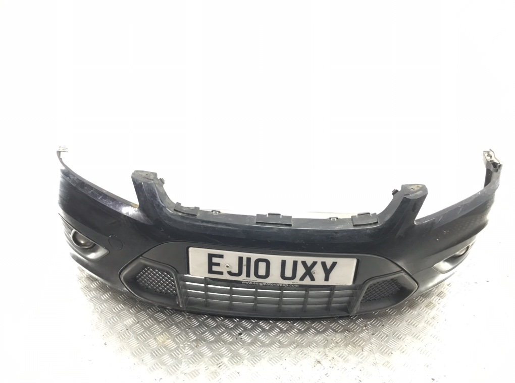 Бампер передний для Ford Focus, 2010 г. 1.6 TDCi дизель б/у