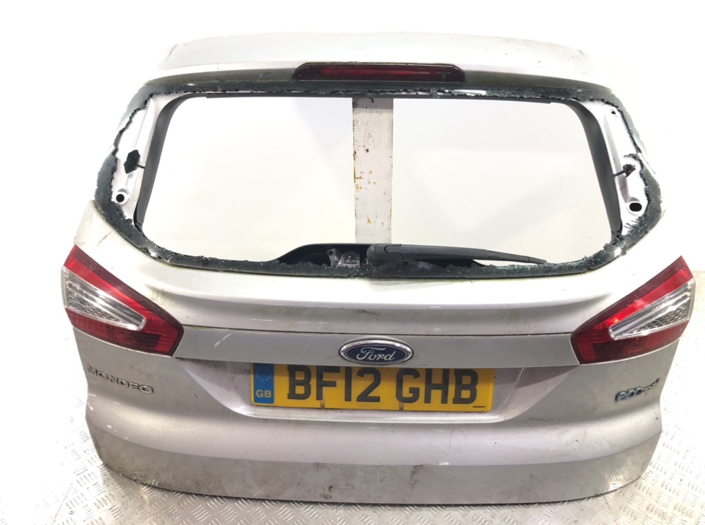 Крышка багажника для Ford Mondeo, 2012 г. 1.6 TDCi дизель б/у