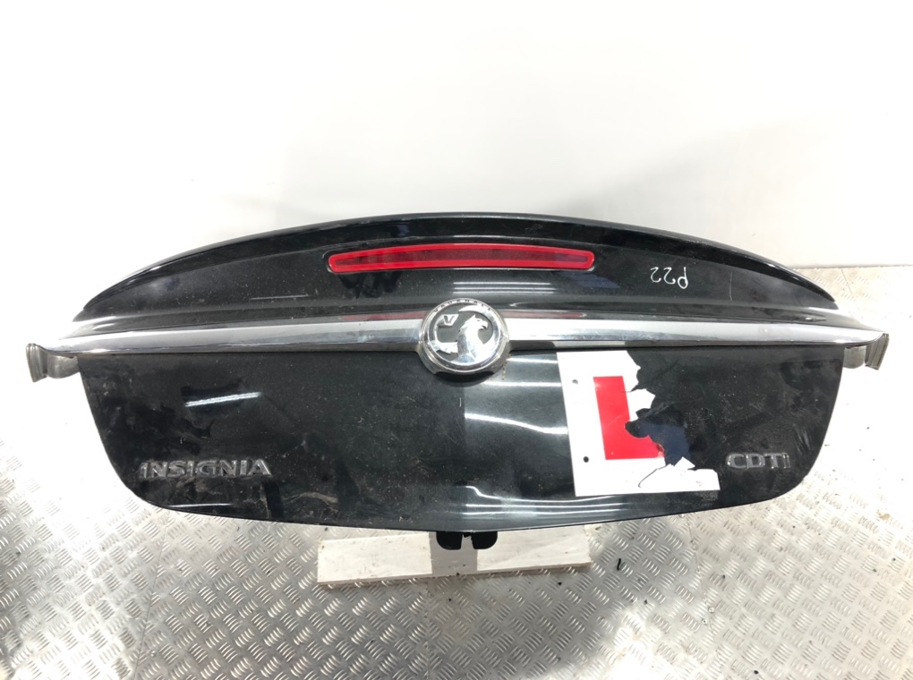 Крышка багажника для Opel Insignia, 2011 г. 2.0 CDTi дизель б/у — фото 2