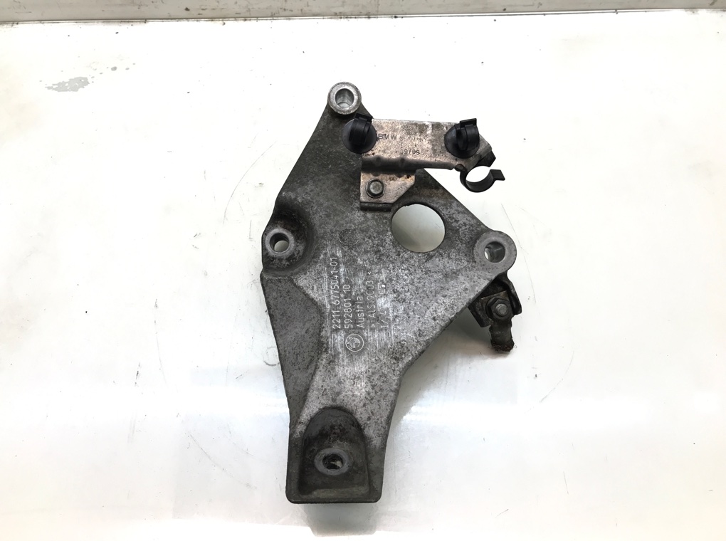 Кронштейн двигателя для BMW 3 E90/E91/E92/E93, 2010 г. 2.0 TD дизель б/у