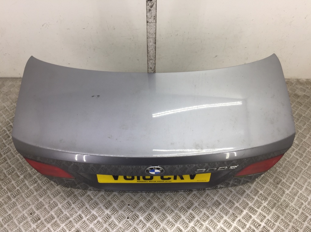 Крышка багажника для BMW 3 E90/E91/E92/E93, 2010 г. 2.0 TD дизель б/у — фото 2