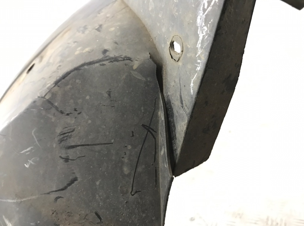 Защита арок передняя правая (подкрылок) для Citroen C3, 2004 г. 1.4 HDi дизель б/у — фото 5