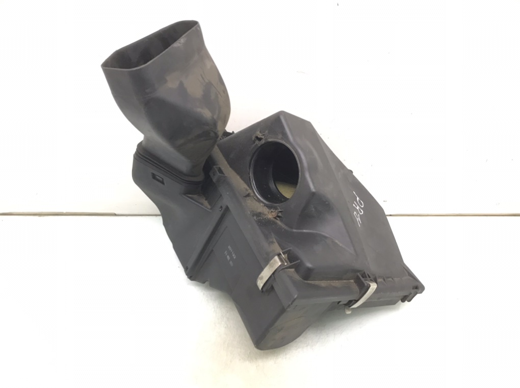 Корпус воздушного фильтра для BMW 1 E87/E81/E82/E88, 2007 г. 2.0 TD дизель б/у