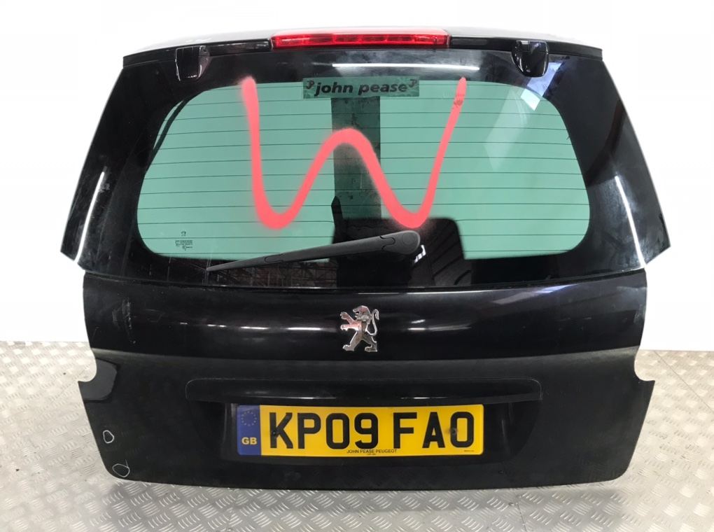 Крышка багажника для Peugeot 207, 2009 г. 1.6 HDi дизель б/у