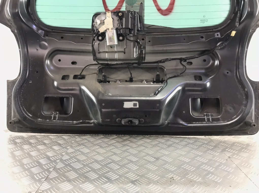 Крышка багажника для Peugeot 207, 2009 г. 1.6 HDi дизель б/у — фото 3