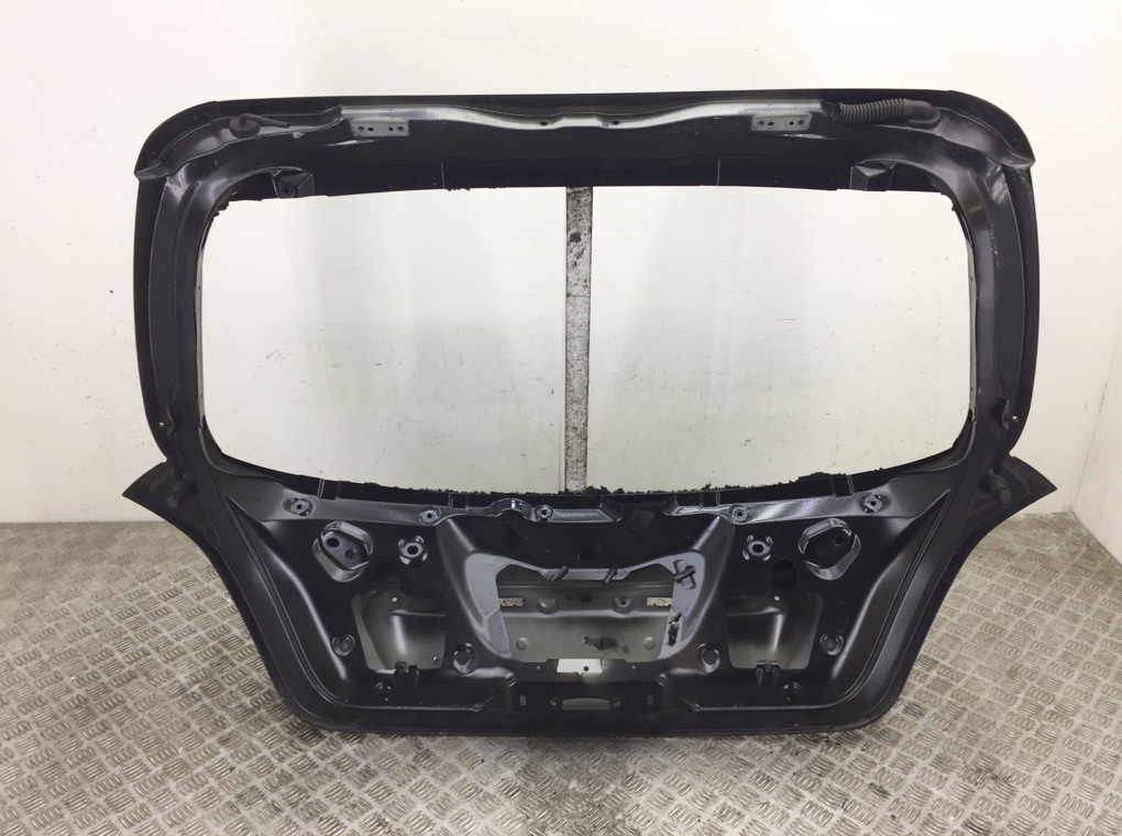 Крышка багажника для Peugeot 207, 2008 г. 1.4 i бензин б/у — фото 10
