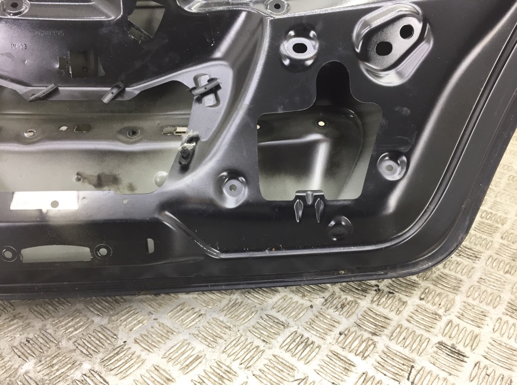 Крышка багажника для Peugeot 207, 2008 г. 1.4 i бензин б/у — фото 12