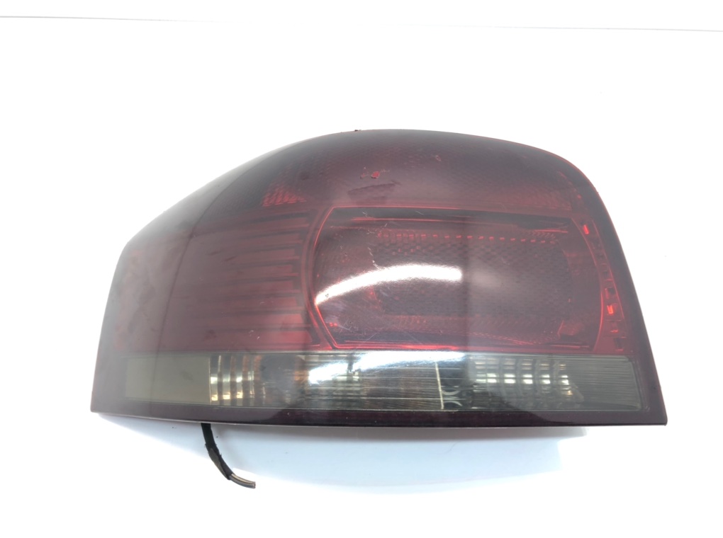 Фонарь задний левый для Audi A3, 2004 г. 3.2 i бензин б/у