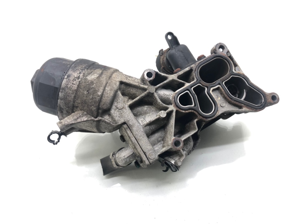 Корпус масляного фильтра для Opel Astra, 2011 г. 1.3 CDTi дизель б/у — фото 2