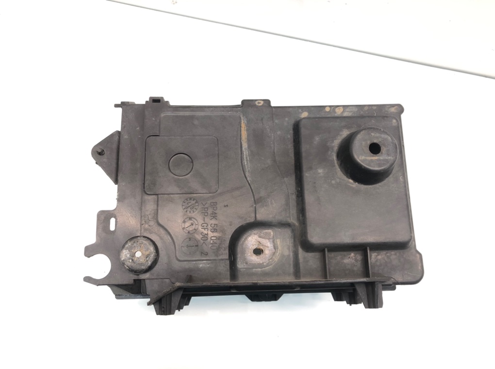 Полка аккумулятора для Mazda 3, 2007 г. 1.6 i бензин б/у — фото 6