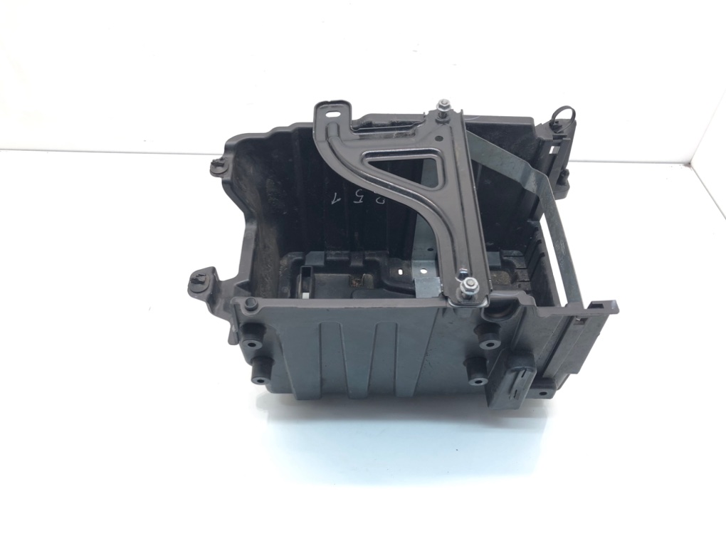 Полка аккумулятора для Ford Fiesta, 2018 г. 1.0 Ti бензин б/у