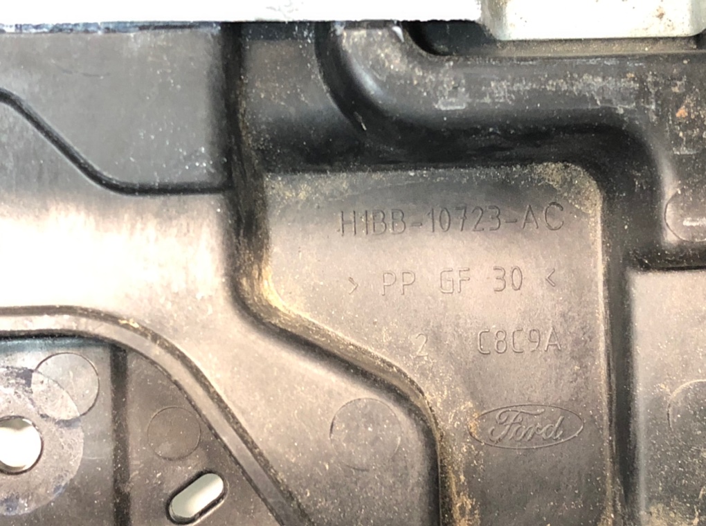 Полка аккумулятора для Ford Fiesta, 2018 г. 1.0 Ti бензин б/у — фото 6